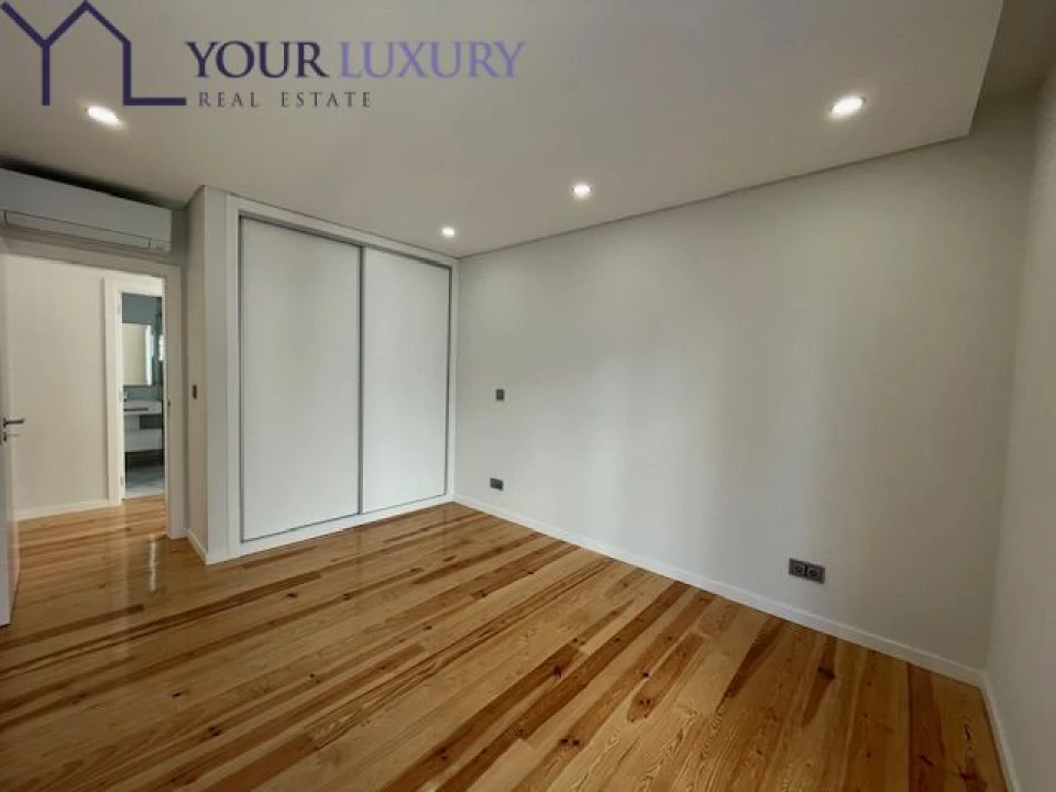 Apartamento T4 para Venda em Cascais e Estoril Foto 27