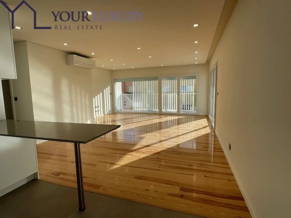 Apartamento T4 para Venda em Cascais e Estoril Foto 7