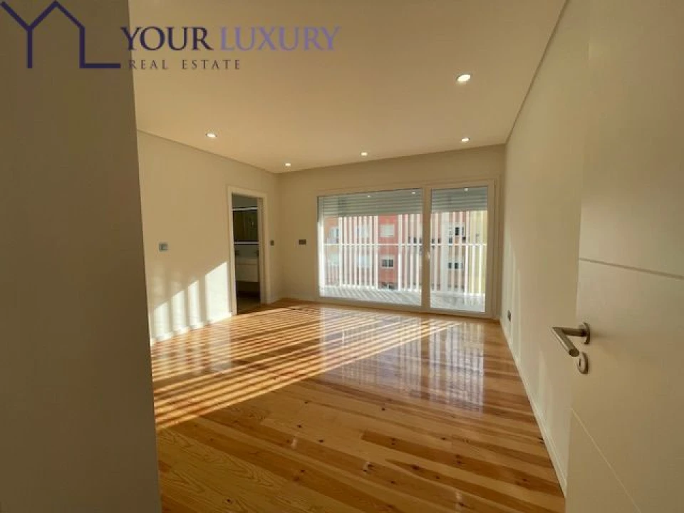 Apartamento T4 para Venda em Cascais e Estoril Foto 15