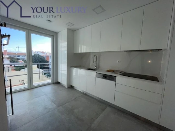 Apartamento T3 para Venda em Carcavelos e Parede Foto 8