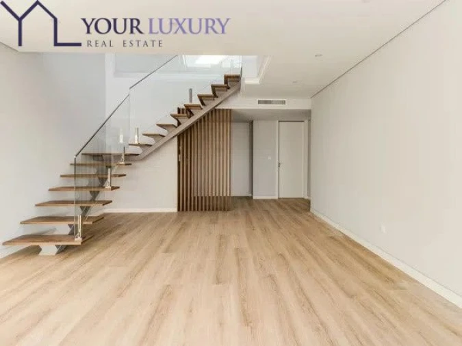 Apartamento T3 para Venda em Carcavelos e Parede Foto 3