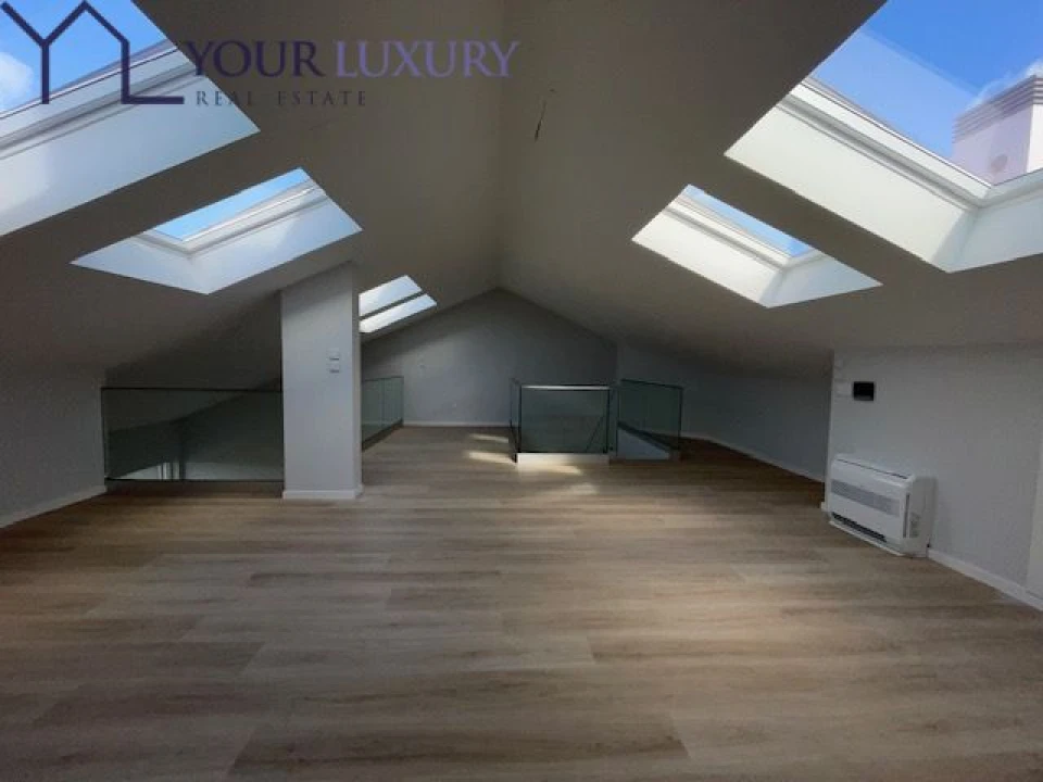 Apartamento T3 para Venda em Carcavelos e Parede Foto 35