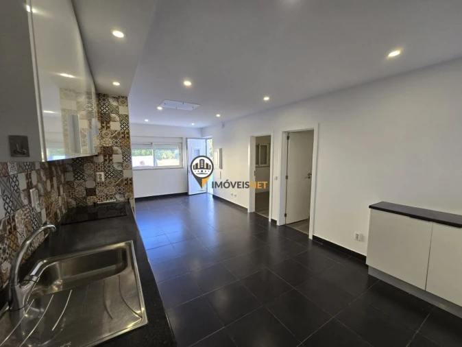 Moradia T2 para Venda em Castelo Branco Foto 6