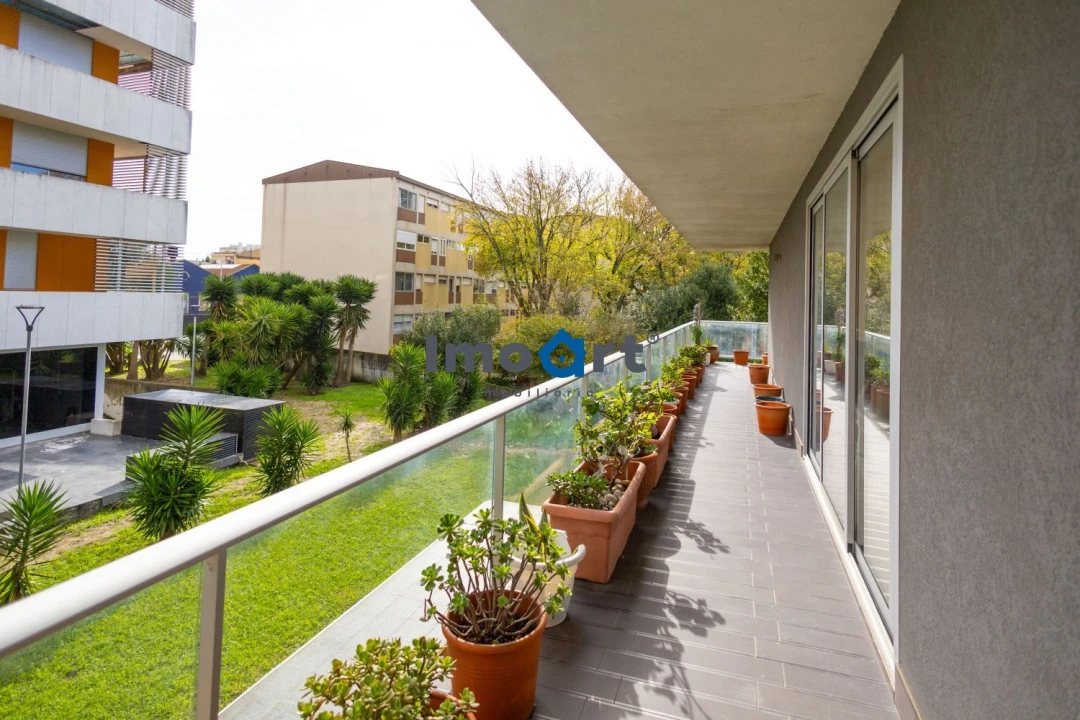 Apartamento T2 para Venda em Ramalde Foto 50