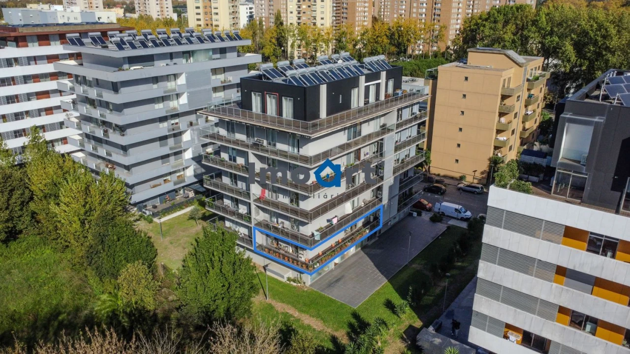 Apartamento T2 para Venda em Ramalde Foto 1