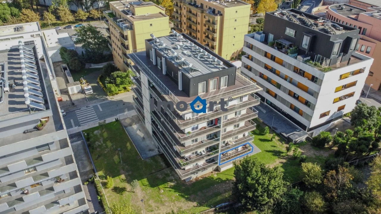 Apartamento T2 para Venda em Ramalde Foto 7