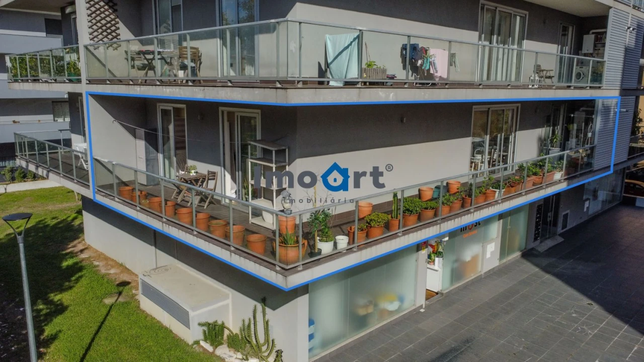 Apartamento T2 para Venda em Ramalde Foto 3