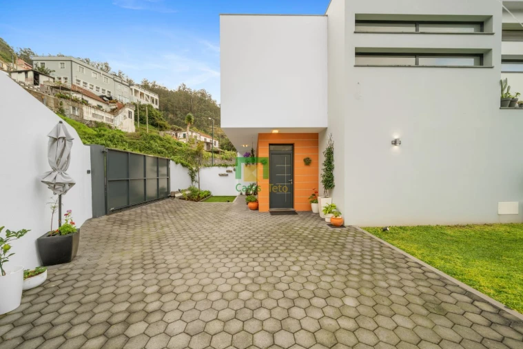 Moradia T3 para Venda em Campanario Foto 37