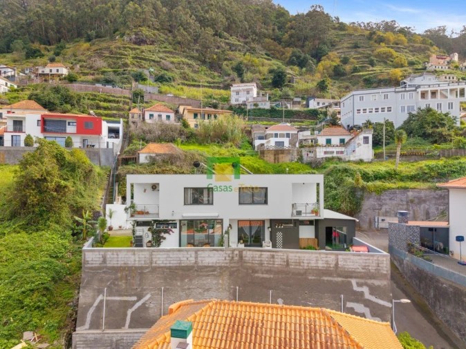 Moradia T3 para Venda em Campanario Foto 47