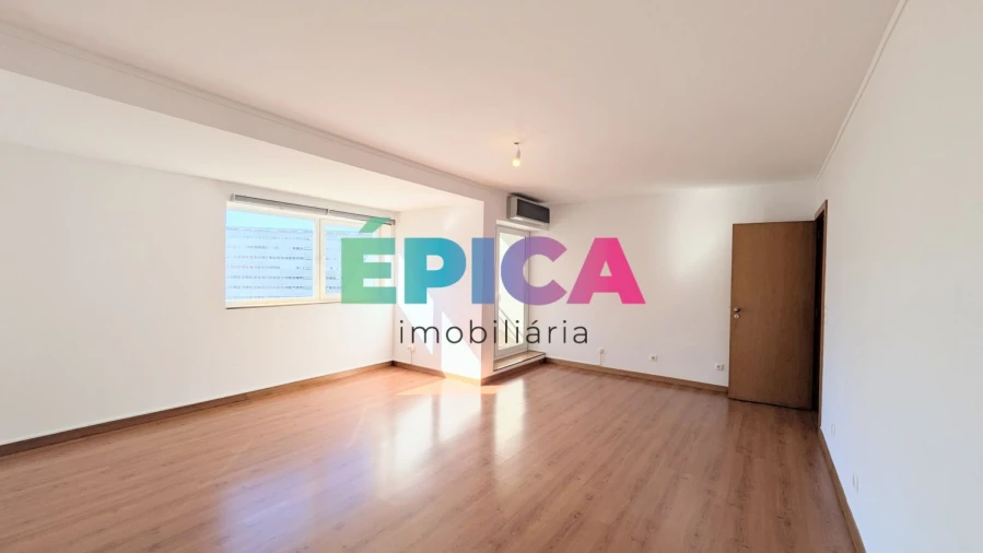 Apartamento T2 para Venda em Santa Clara Foto 7