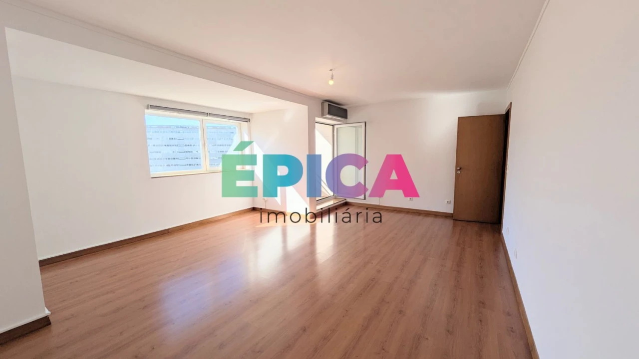 Apartamento T2 para Venda em Santa Clara Foto 5