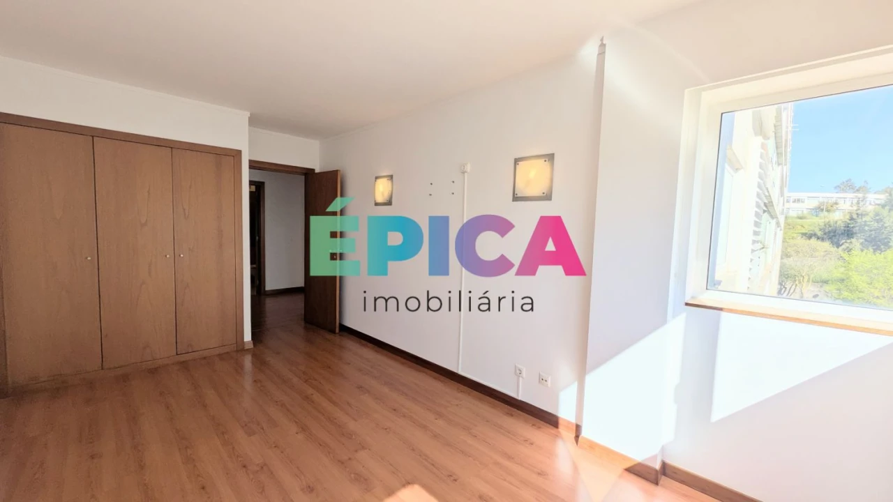 Apartamento T2 para Venda em Santa Clara Foto 28