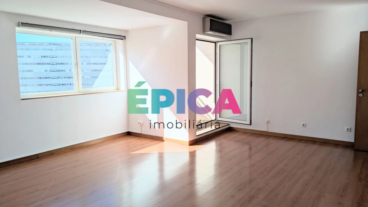 Apartamento T2 para Venda em Santa Clara Foto 13