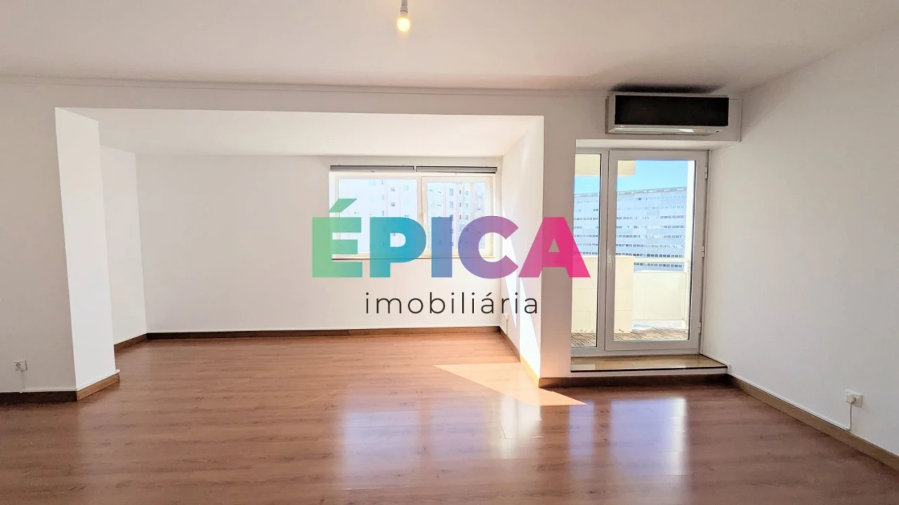 Apartamento T2 para Venda em Santa Clara Foto 9