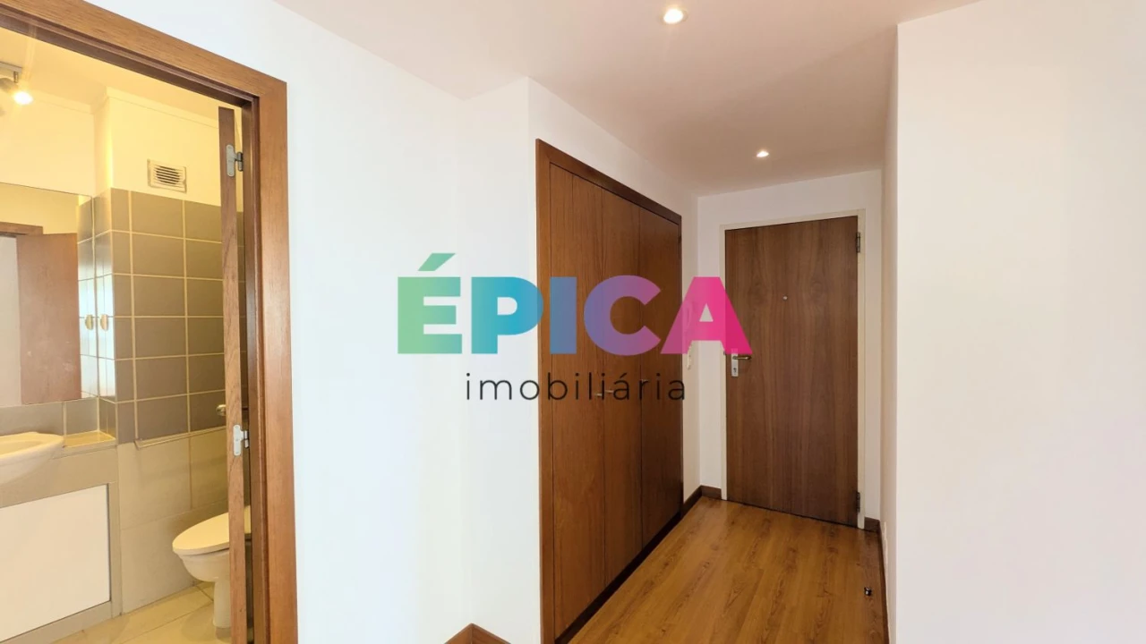 Apartamento T2 para Venda em Santa Clara Foto 31