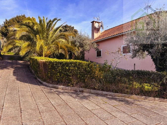 Moradia T2 para Venda em Pombeiro da Beira Foto 2