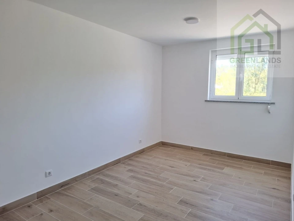 Moradia T3 para Venda em Arganil Foto 14