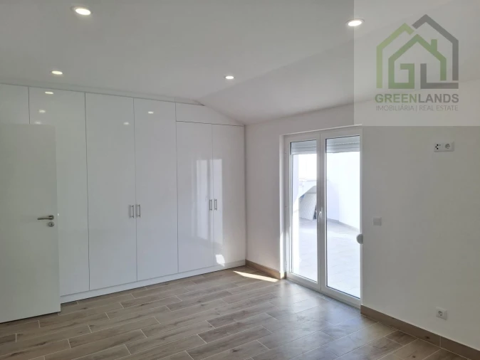 Moradia T3 para Venda em Arganil Foto 44