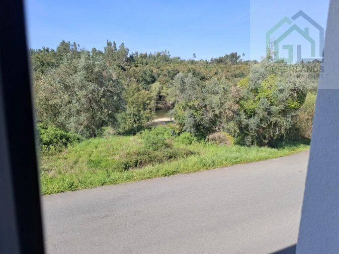 Moradia T3 para Venda em Arganil Foto 32