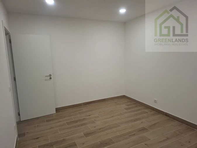 Moradia T3 para Venda em Arganil Foto 8