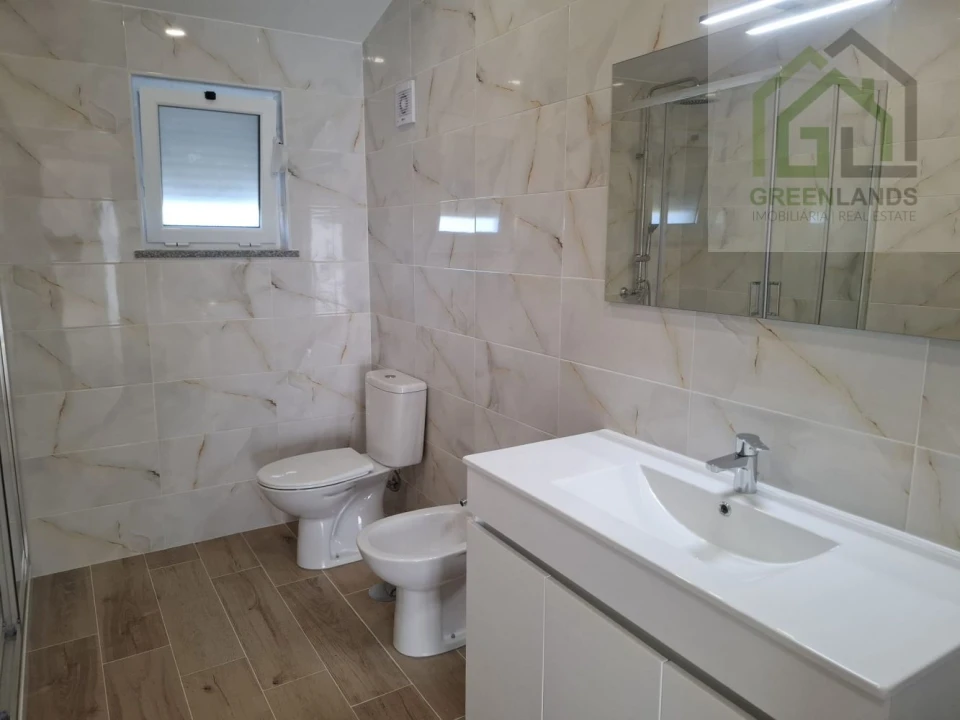 Moradia T3 para Venda em Arganil Foto 38