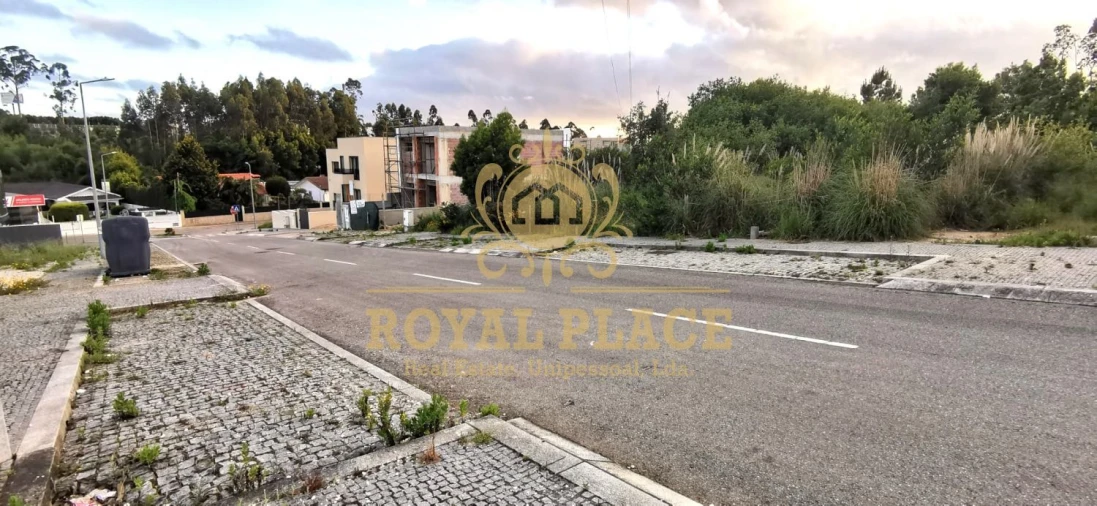 Terreno para Venda em Nogueira da Regedoura Foto 9