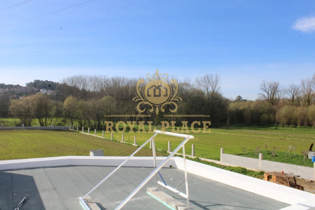 Moradia T4 para Venda em Santa Maria da Feira, Travanca, Sanfins e Espargo Foto 23