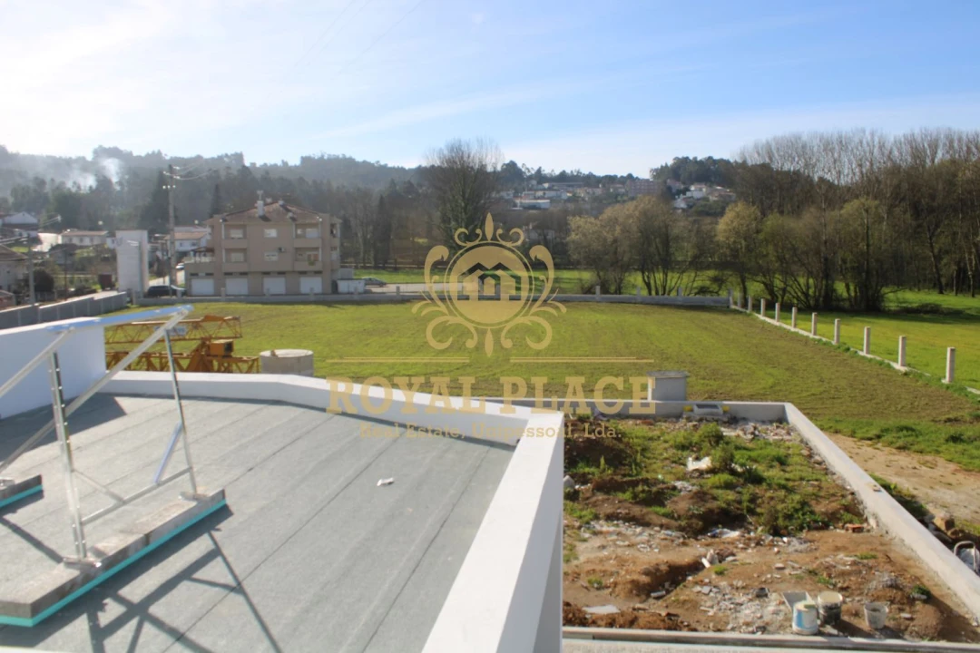 Moradia T4 para Venda em Santa Maria da Feira, Travanca, Sanfins e Espargo Foto 22