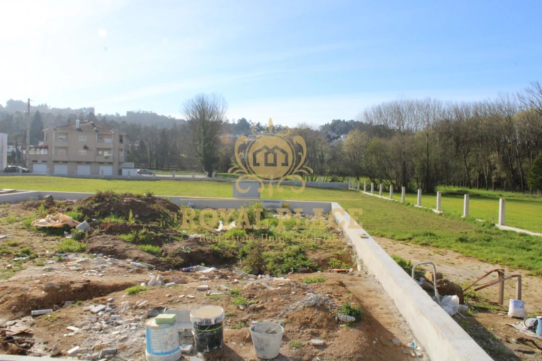 Moradia T4 para Venda em Santa Maria da Feira, Travanca, Sanfins e Espargo Foto 27