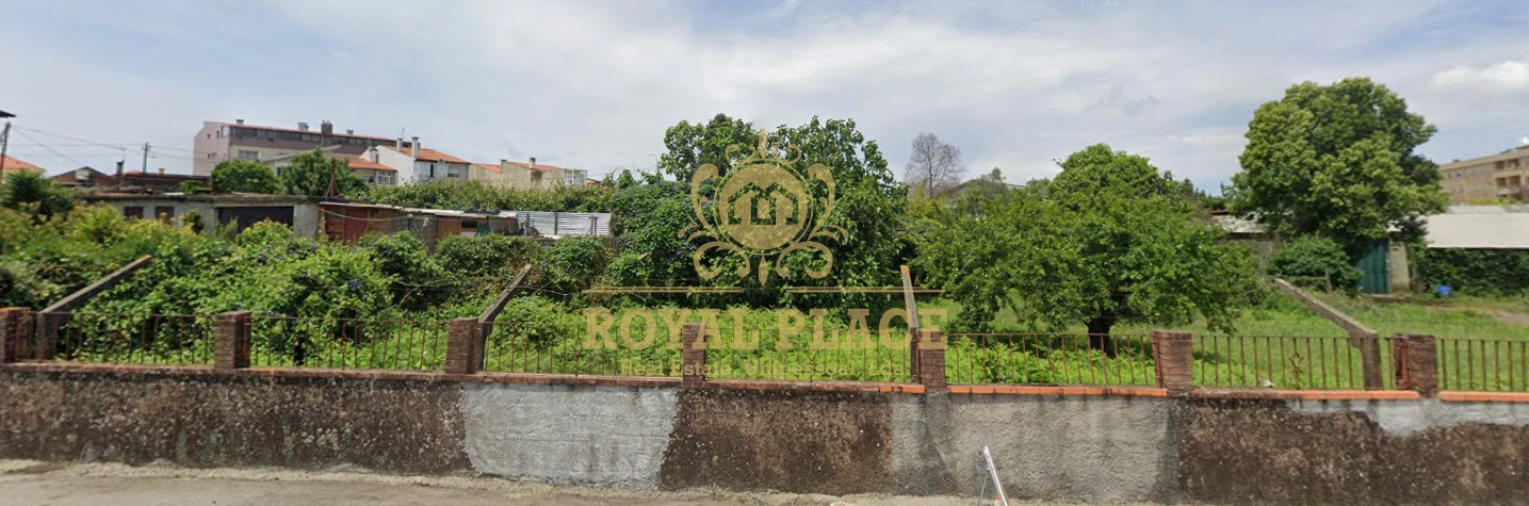 Moradia T4 para Venda em Arrifana Foto 9