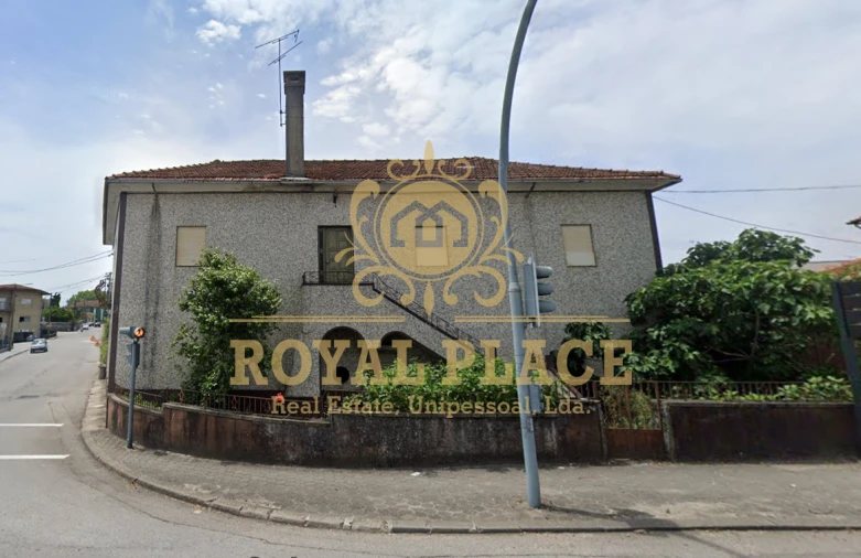 Moradia T4 para Venda em Arrifana Foto 11