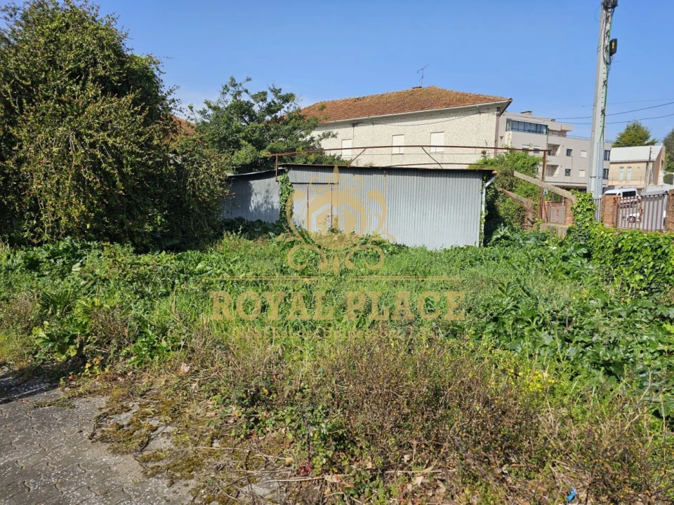 Moradia T4 para Venda em Arrifana Foto 28