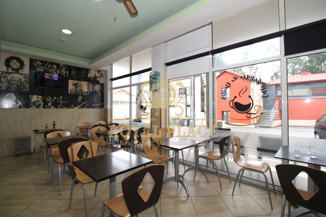 Loja para Venda em Romariz Foto 8