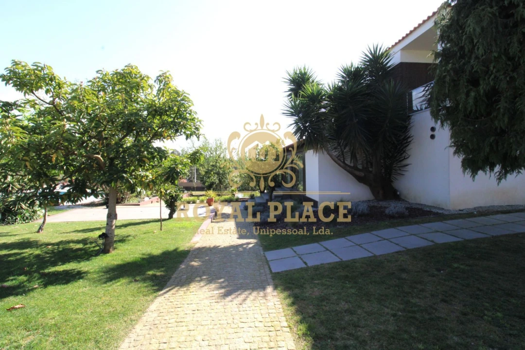 Moradia T10 para Venda em São Miguel do Souto e Mosteirô Foto 31