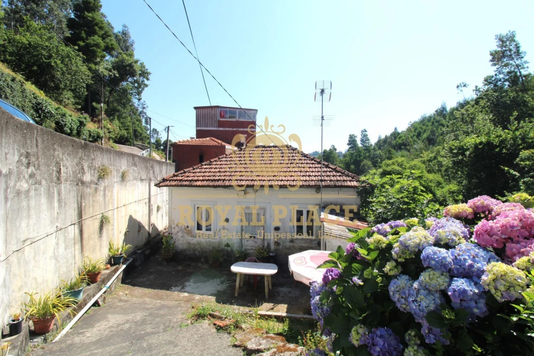 Moradia T2 para Venda em Avintes Foto 8