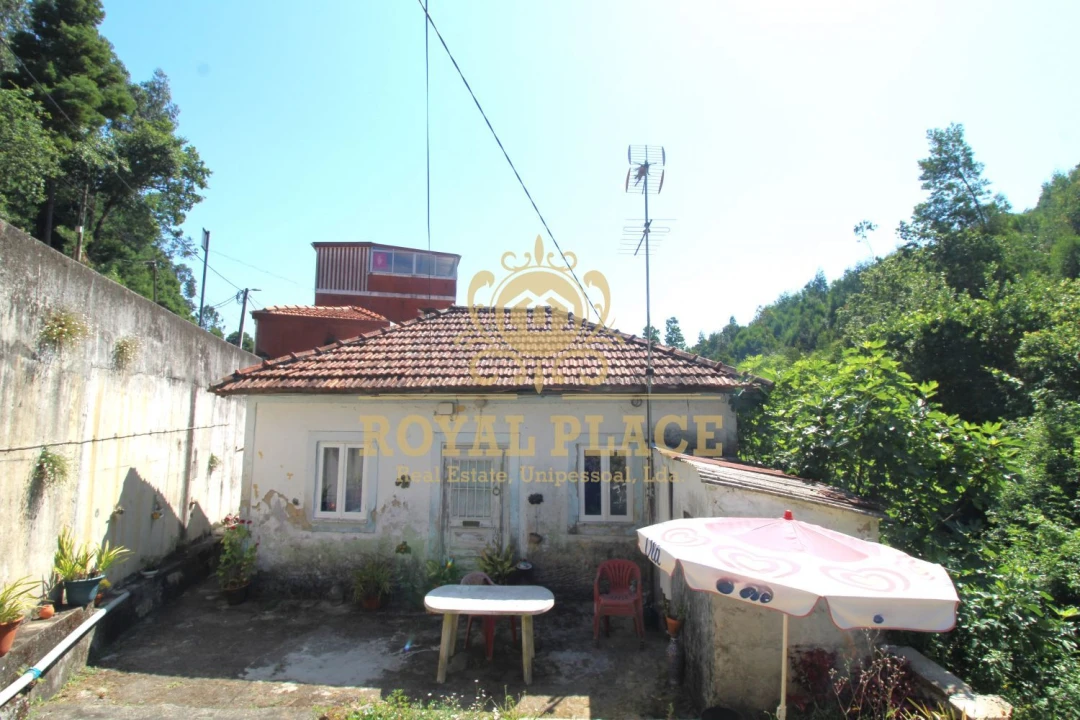 Moradia T2 para Venda em Avintes Foto 2