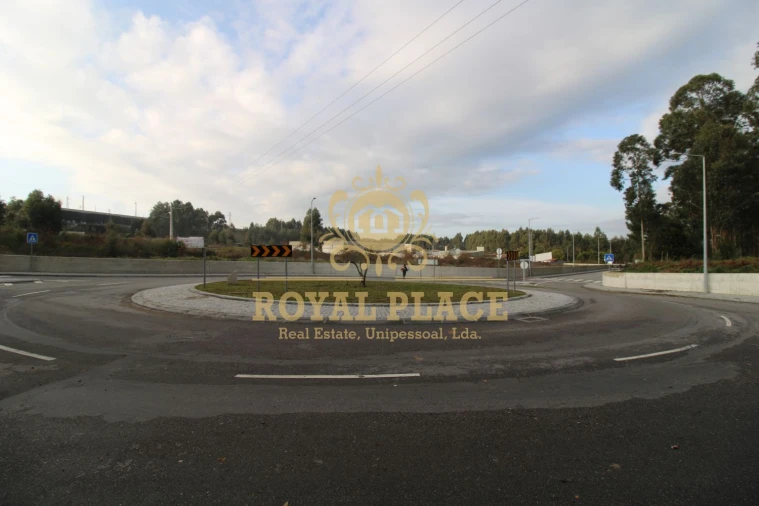 Terreno para Venda em Sanguedo Foto 4