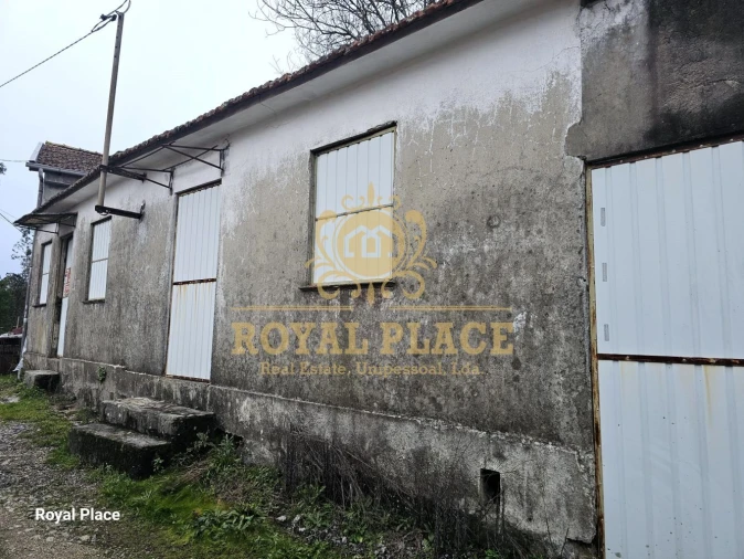 Moradia T2 para Venda em Caldas de São Jorge e Pigeiros Foto 2