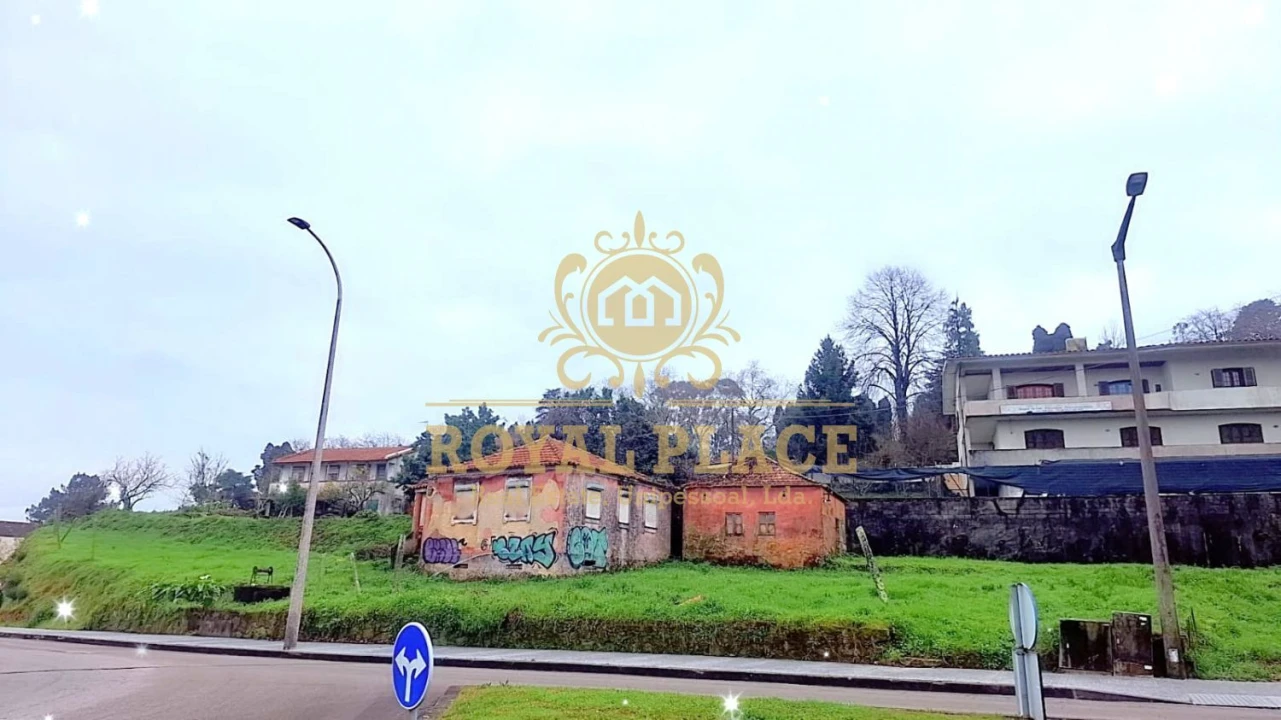 Moradia T3 para Venda em São João da Madeira Foto 2