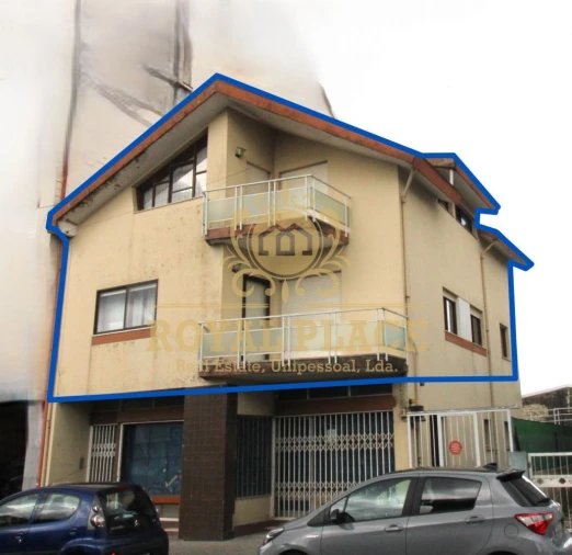 Apartamento T9 para Venda em Paços de Brandão Foto 1