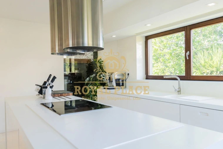 Moradia T4 para Venda em São Miguel do Souto e Mosteirô Foto 13