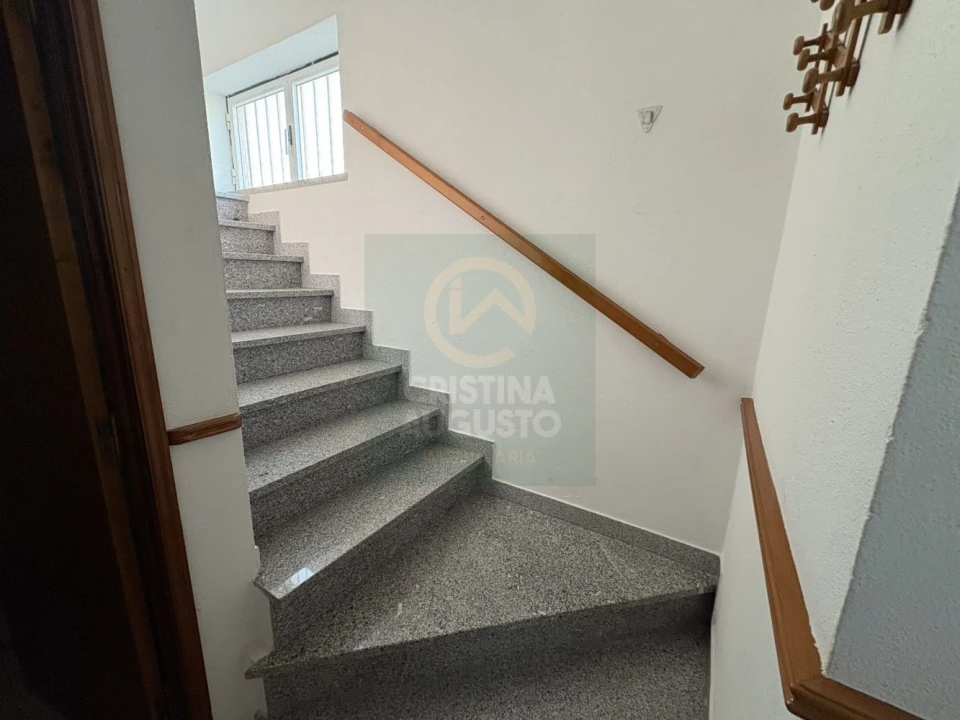 Moradia T2 para Venda em Fundão, Valverde, Donas, A. Joanes, A. Nova Cabo Foto 33