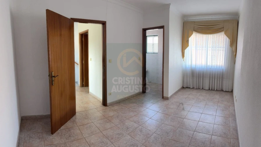 Moradia T2 para Venda em Fundão, Valverde, Donas, A. Joanes, A. Nova Cabo Foto 10