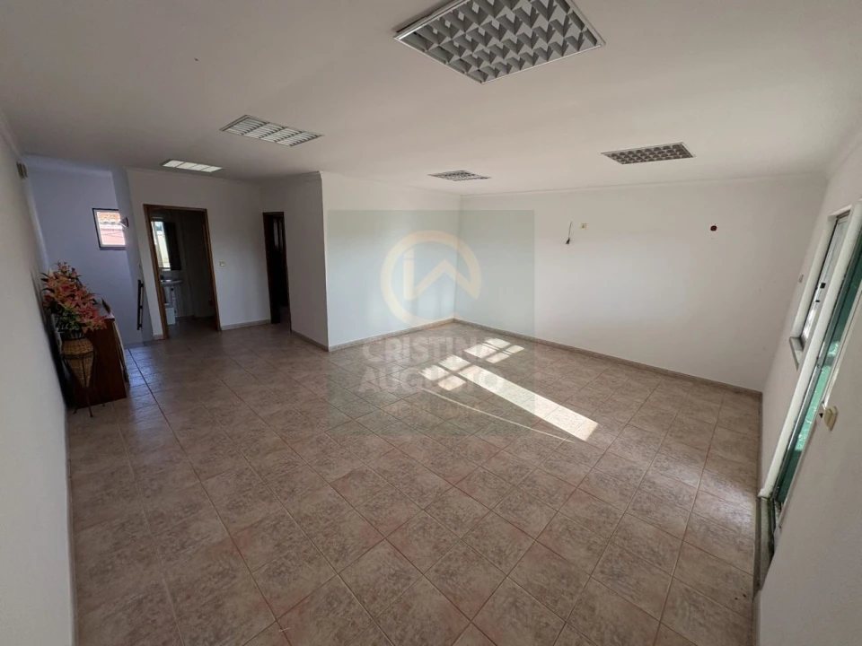 Moradia T2 para Venda em Fundão, Valverde, Donas, A. Joanes, A. Nova Cabo Foto 14