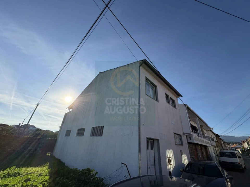 Moradia T2 para Venda em Fundão, Valverde, Donas, A. Joanes, A. Nova Cabo Foto 4