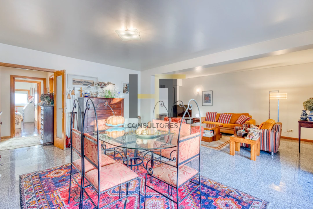 Apartamento T3 para Venda em Moreira Foto 2