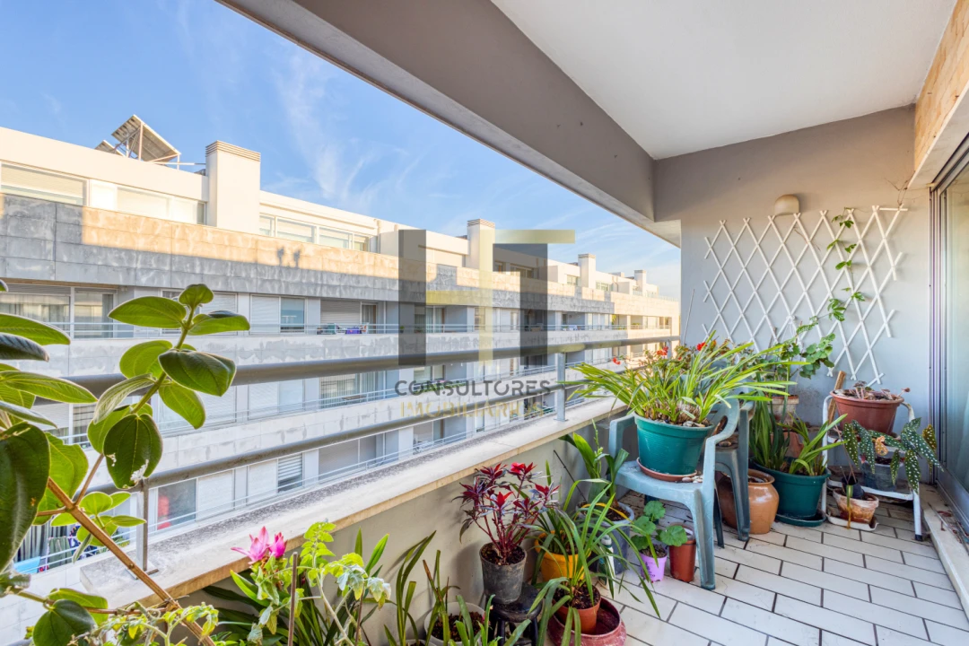 Apartamento T3 para Venda em Moreira Foto 5