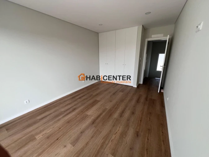 Moradia T4 para Venda em São Martinho do Porto Foto 23