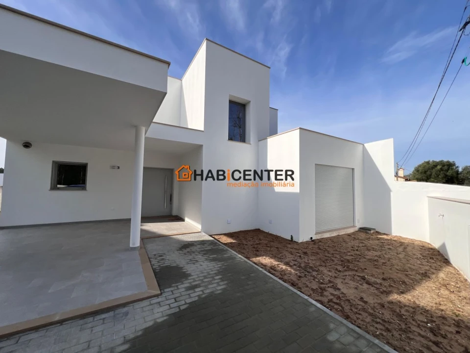 Moradia T4 para Venda em São Martinho do Porto Foto 7