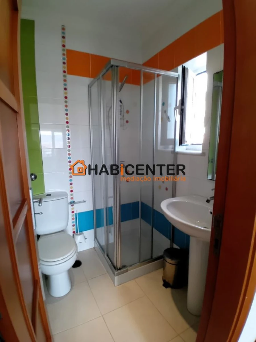 Apartamento T4 para Venda em Nazare Foto 26